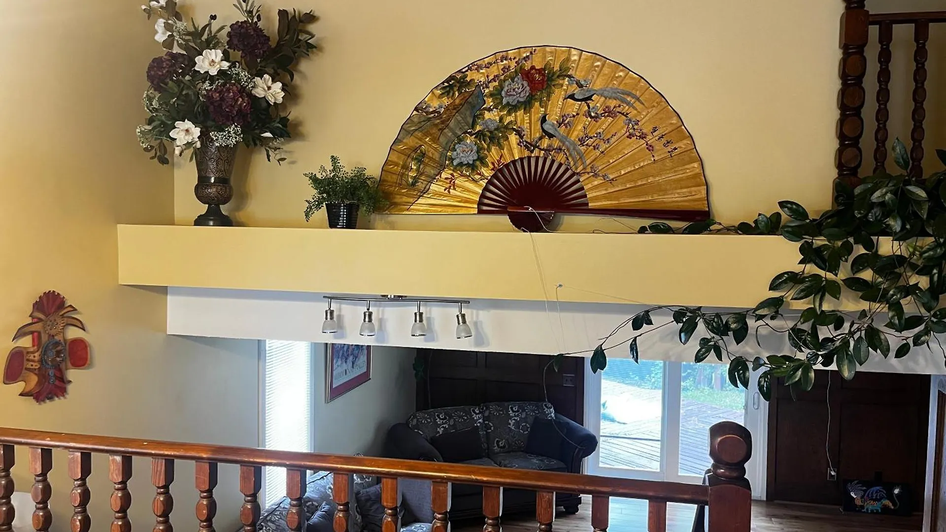 Beautiful Room Close Airport! Calgary Homestay